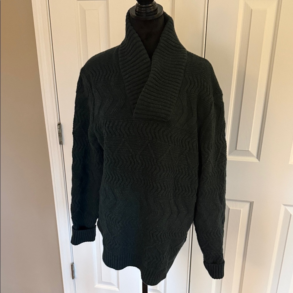 Banana Republic Men's Dark Green shawl collar Sweater